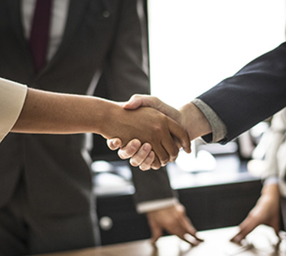 哈爾濱合信型材拉彎廠誠(chéng)信鑄就企業(yè)，服務(wù)成就未來(lái)，真誠(chéng)對(duì)待每一位客戶